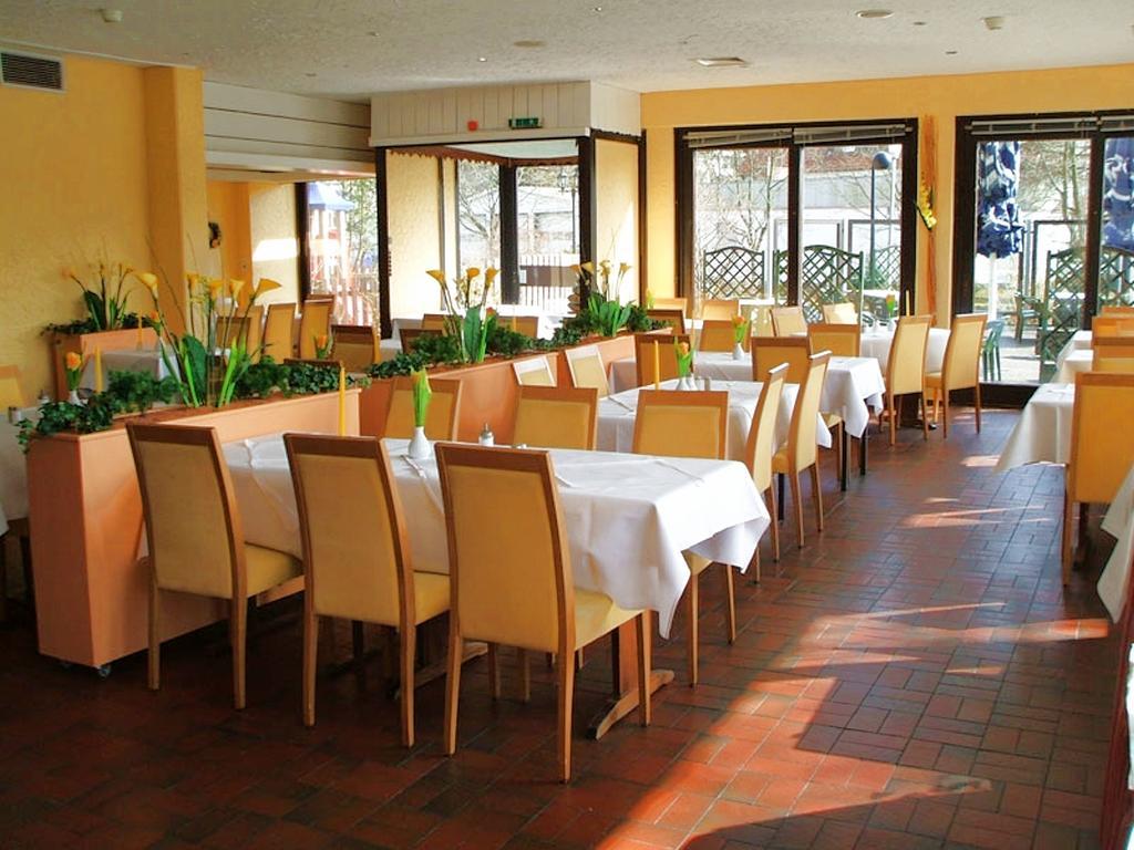 Haus Vier Jahreszeiten In Hahnenklee Am See Goslar Restaurant billede